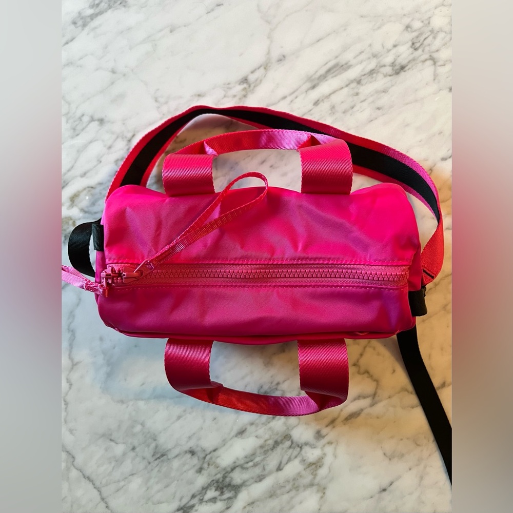 Everlane The Recycled Nylon Crossbody in Fuchsia Pink - Picture 6 of 9